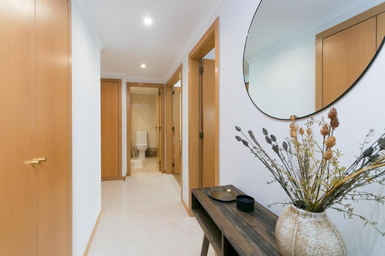 Апартаменты Premium Flat In Upscale Area, Balcony, Parking Лиссабон Экстерьер фото